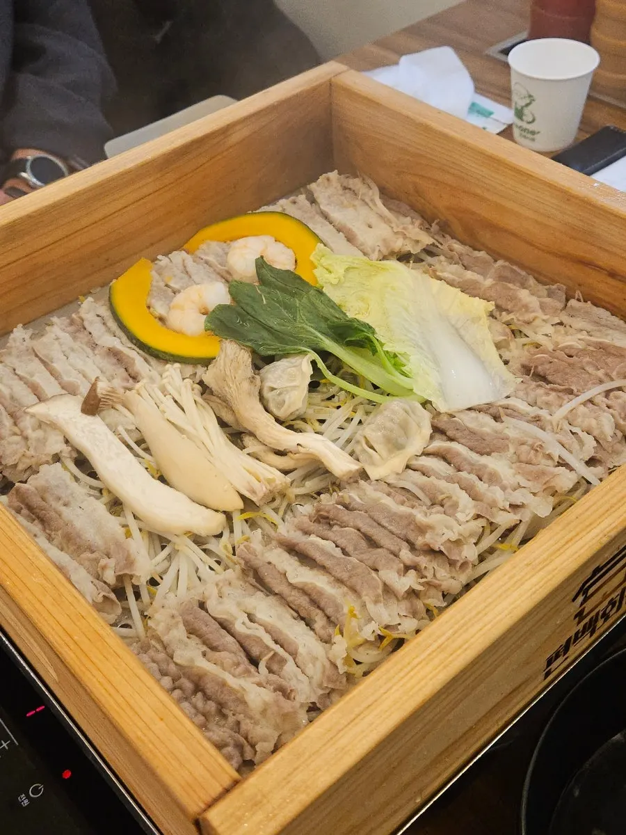 Vietnamese-style wrap spread prepared before the hinoki steam