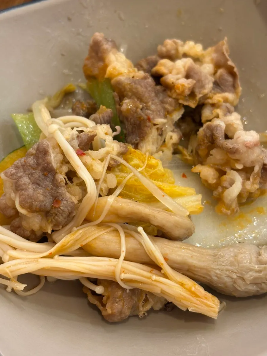 鲣鱼汤与辣汤涮锅