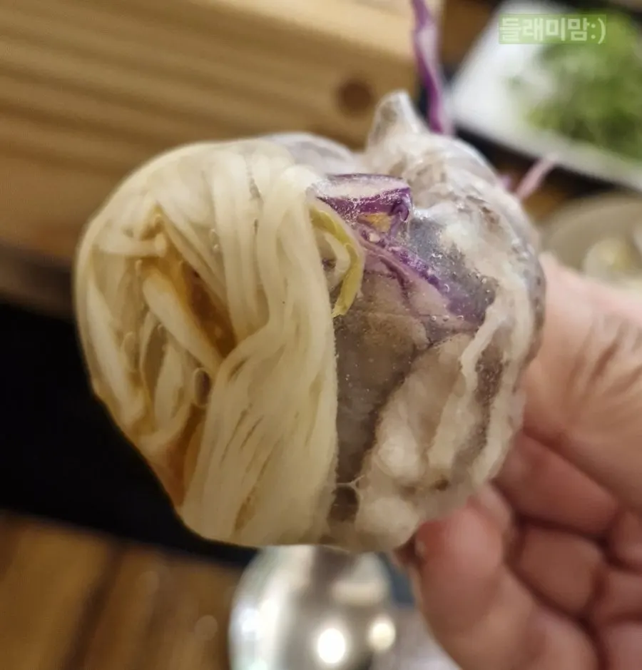 自分で包んだ生春巻き一つ