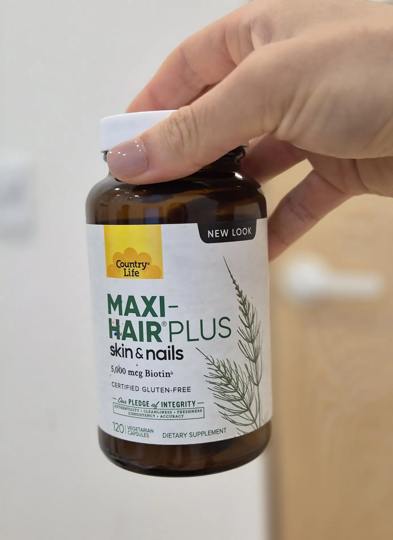 Shampoo and essence for scalp care
