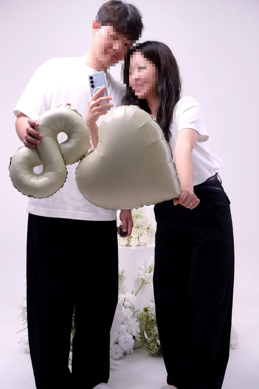 Photo backdrop matched to outfits and props