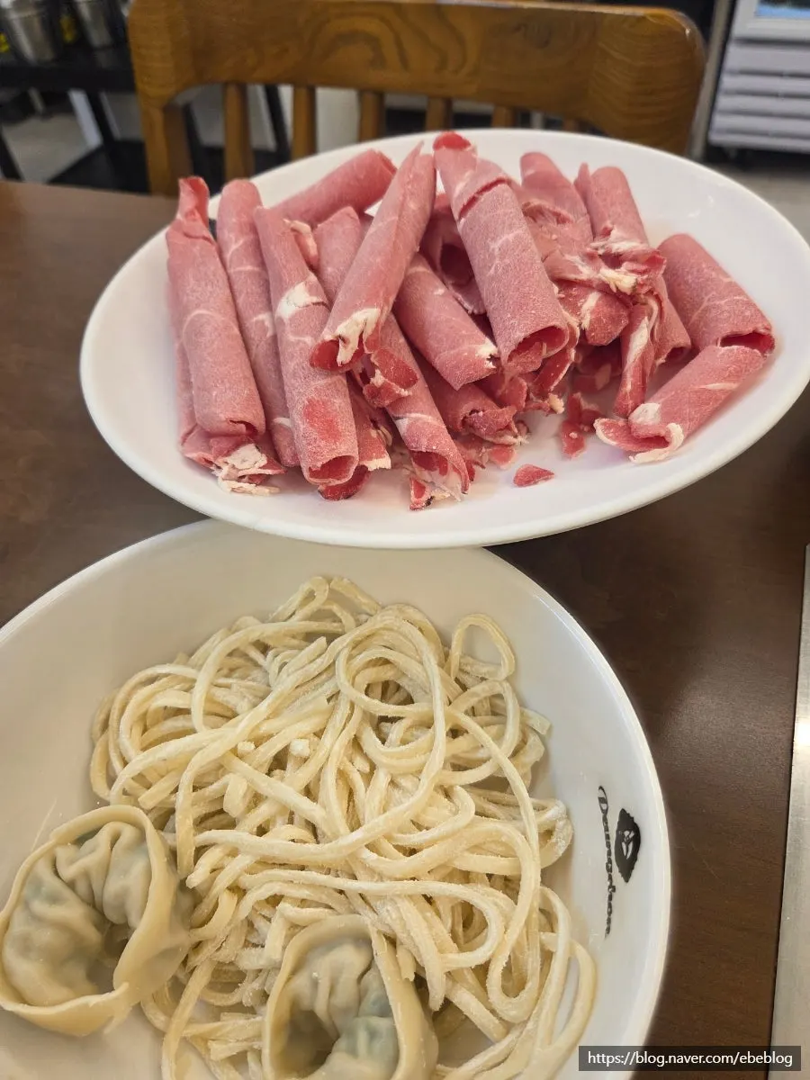 180g of shabu beef included in the set