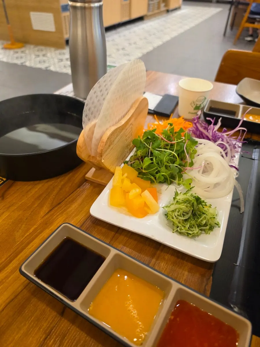 Finished pot of hinoki steam with light, tender meat