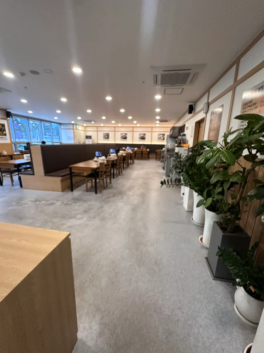 Biển hiệu bên ngoài quán Dream Samgyetang chi nhánh ga Dongtan