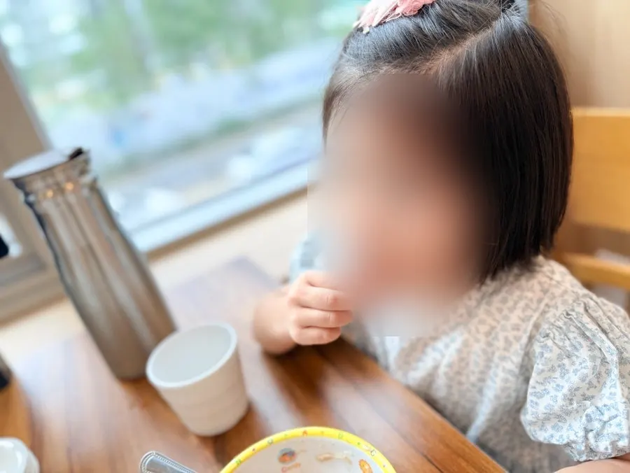 해물이 들어간 파전 한 조각
