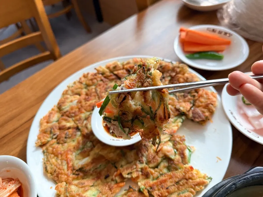 삼계탕과 파전으로 풍성해진 한 끼