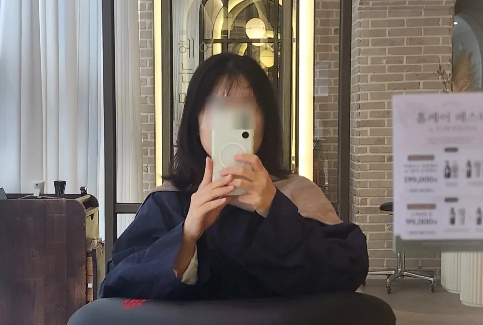Consultation on hair condition before the treatment
