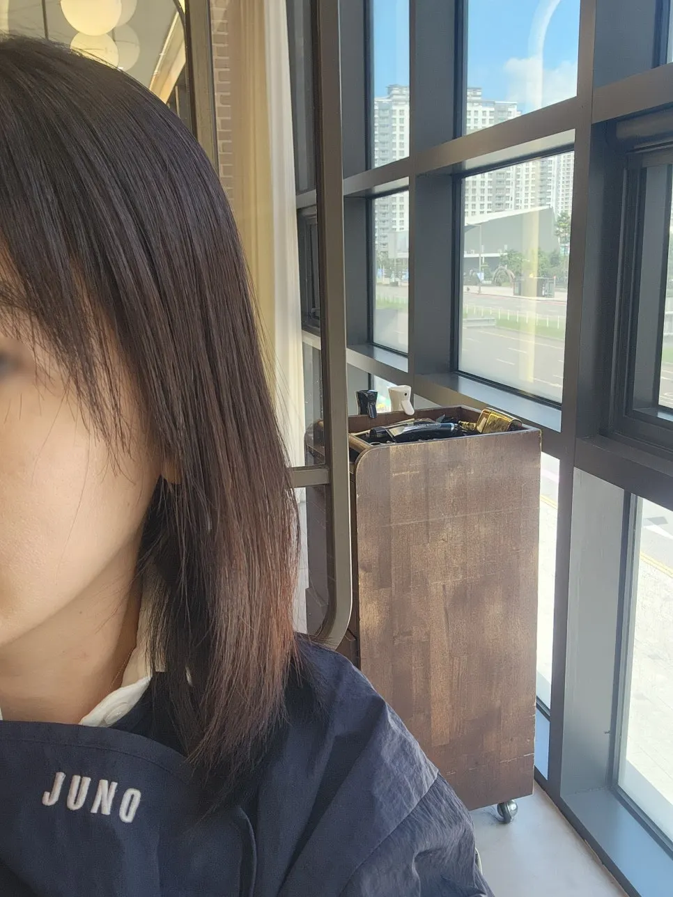 Calm, settled hair after the volume magic