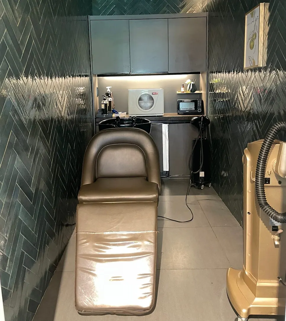 Open-plan drink preparation area