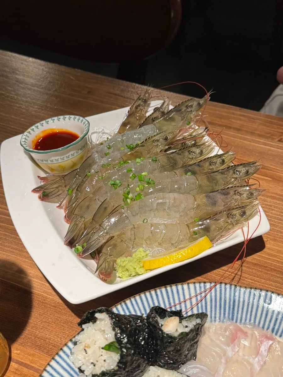 통통한 새우철 생새우회
