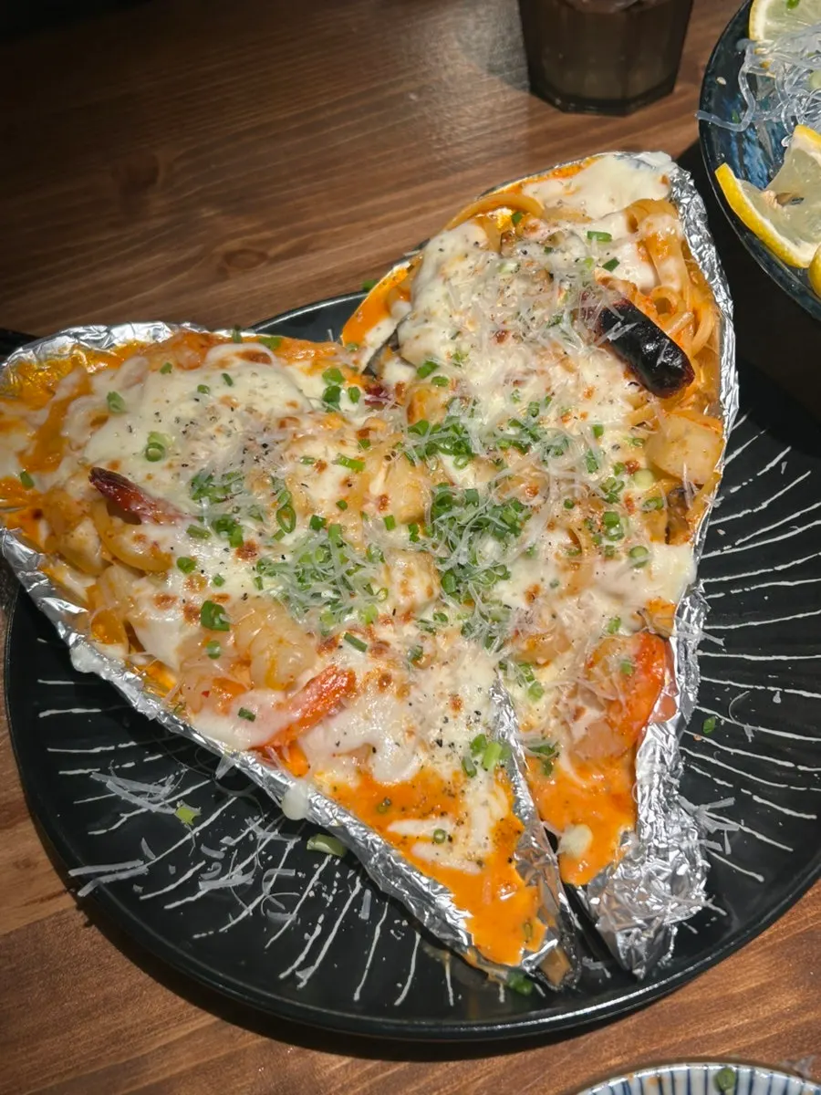 버터 키조개 차돌삼합 한 접시