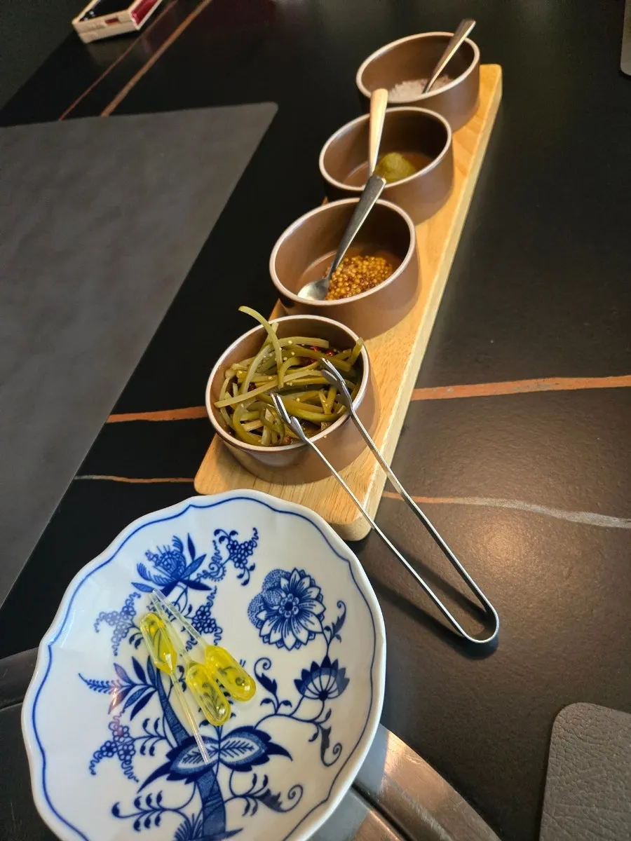 Hanwoo fine-dining lunch course at Ubeullang Dongtan