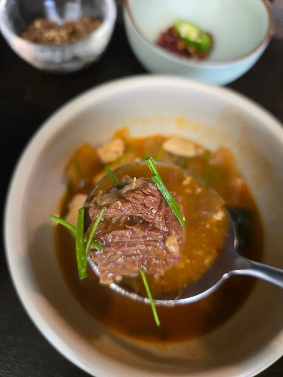 Hanwoo dish with garlic purée and shiitake mushrooms