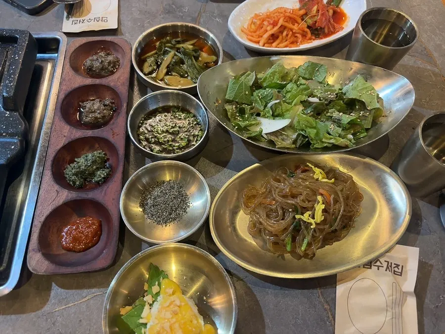 Two portions of udae galbi ordered
