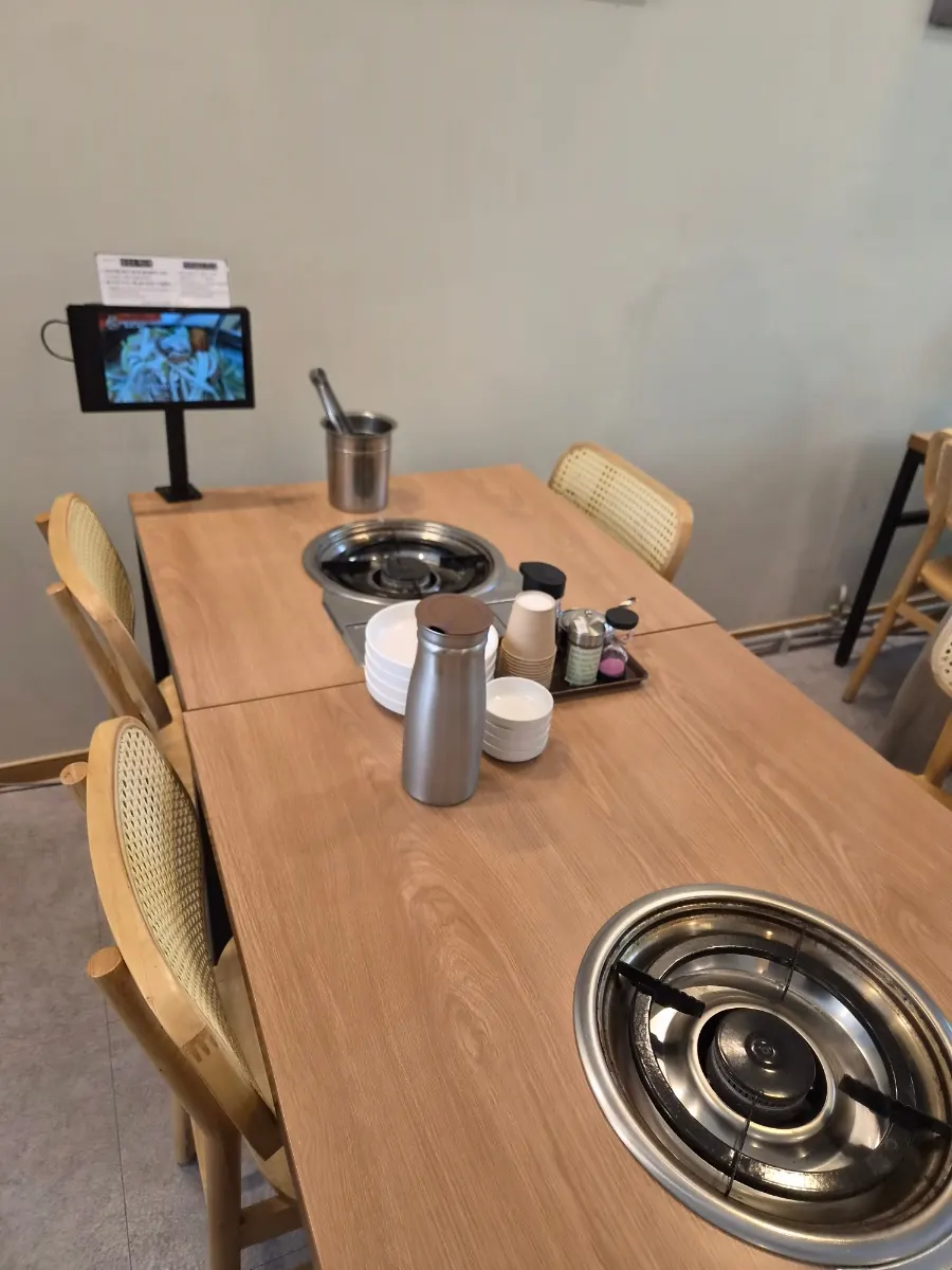Table set with a gas burner and basic seasonings