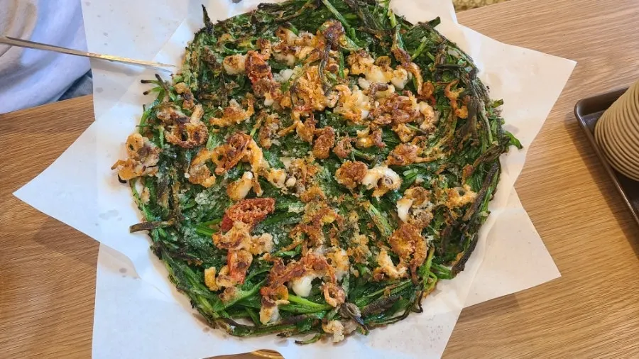 Jjukkumi haemul buchujeon ordered alongside