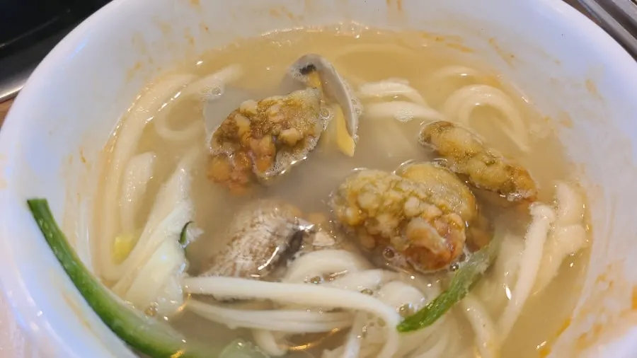 Warm seafood kalguksu in Dongtan for a chilly day