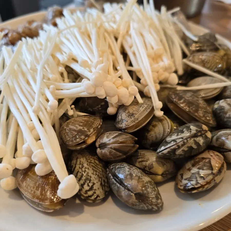 Seafood kalguksu with seafood