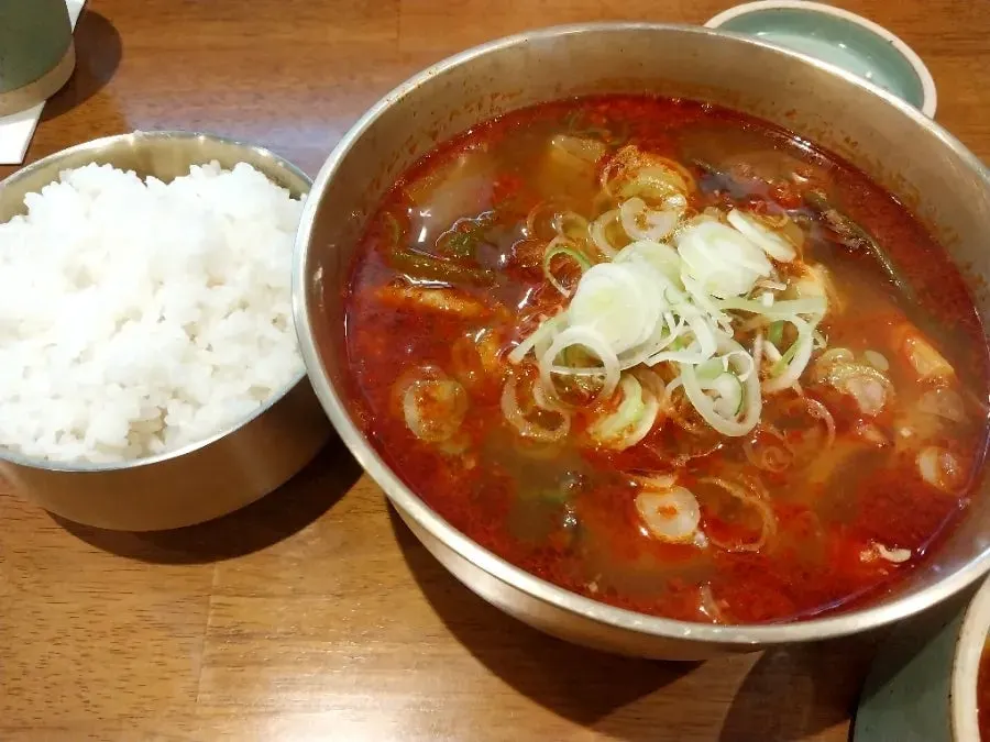 도온정 홍대직영점 한우곰탕 상차림