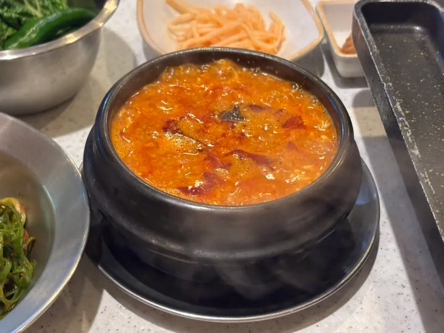 Cheogatjip sundubu included in the Arangjoeul Set
