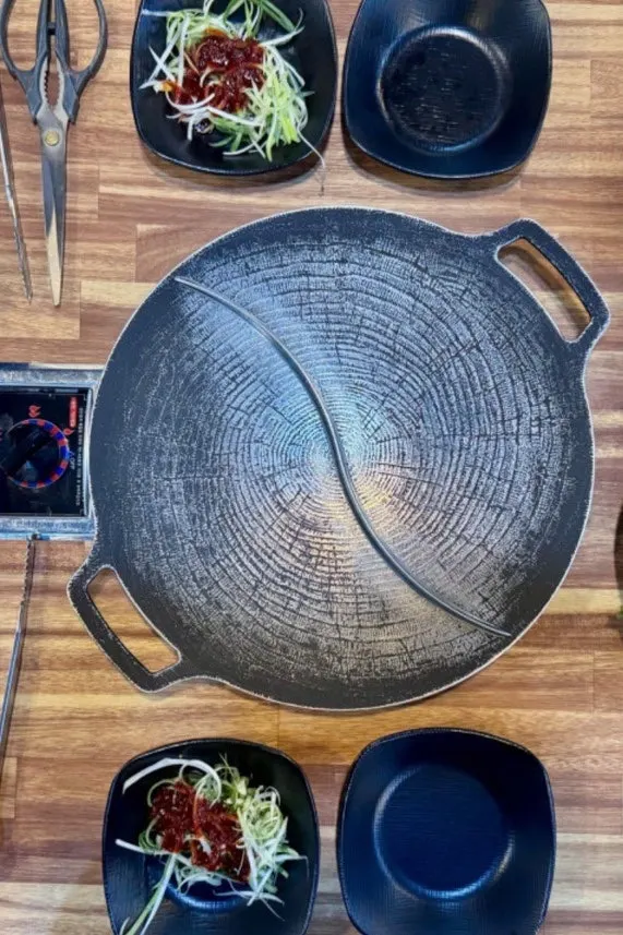 Grill pan split in half