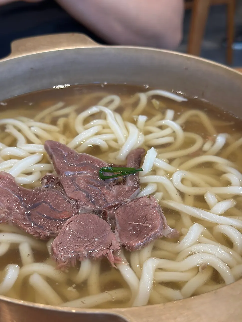 Hanwoo jeongol eaten together with a bowl of rice