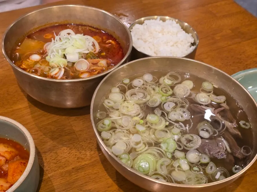 도온정 홍대직영점 한우곰탕 상차림