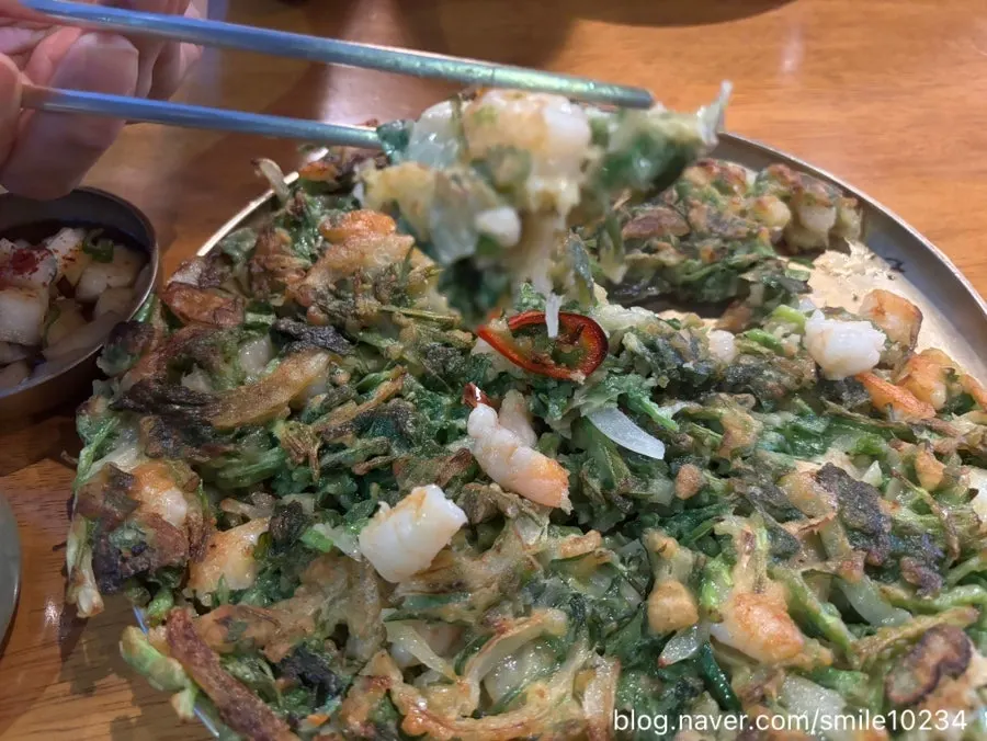 Cross-section of the pancake showing minari and shrimp