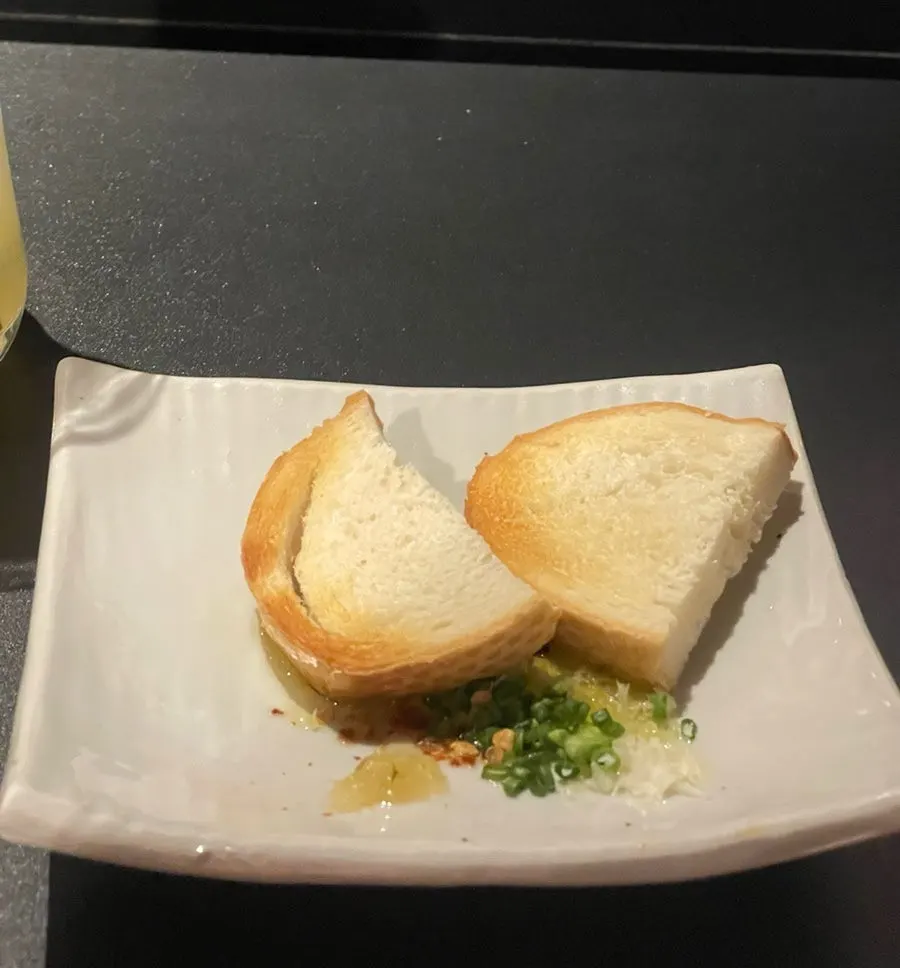 돕한 식전빵 접시