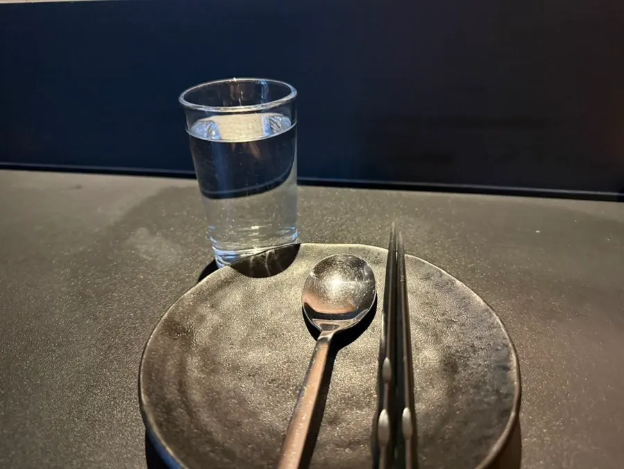 Plate of Dophan's complimentary appetizer