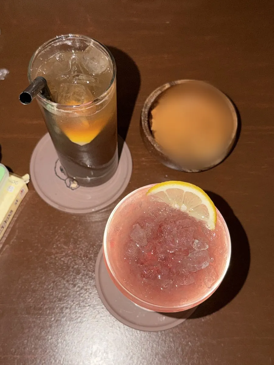 Long Island Iced Tea and the signature Yadoran cocktail