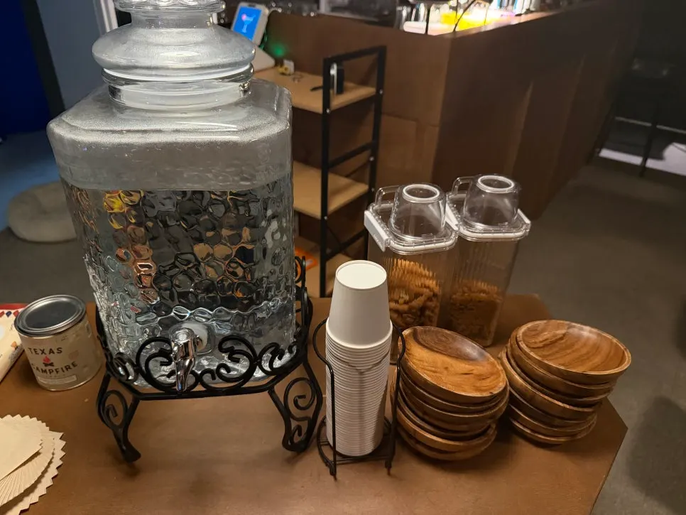 Table with QR ordering instructions