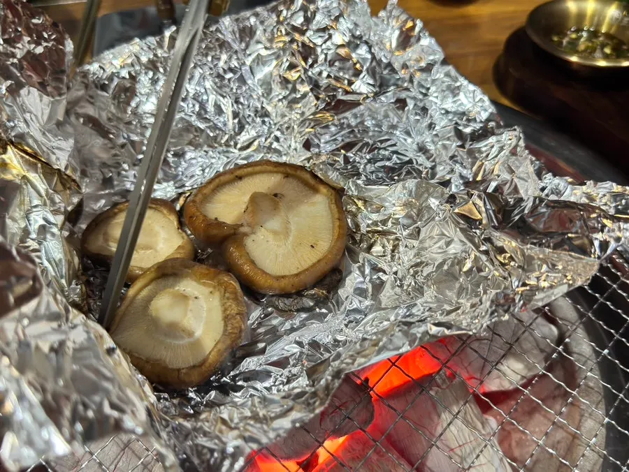 Setas asadas, jugosas y bien hechas