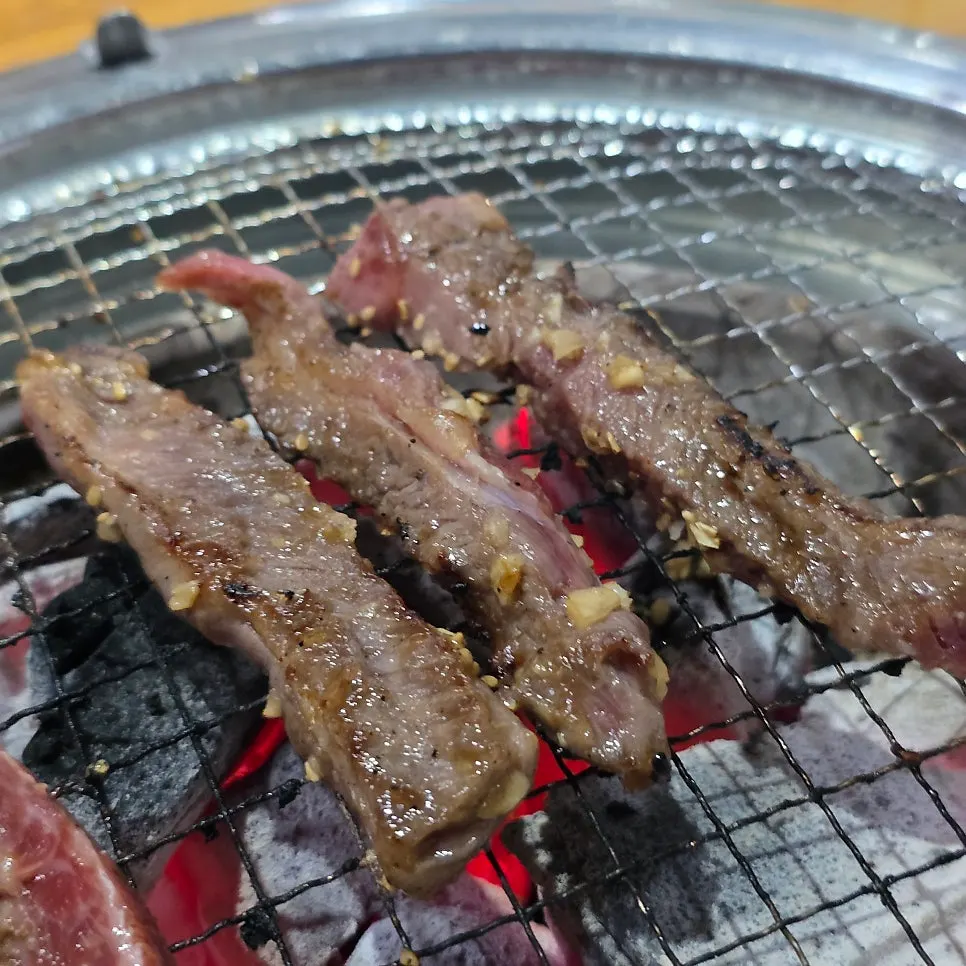 Final table of charcoal marinated short ribs and gondre fried rice