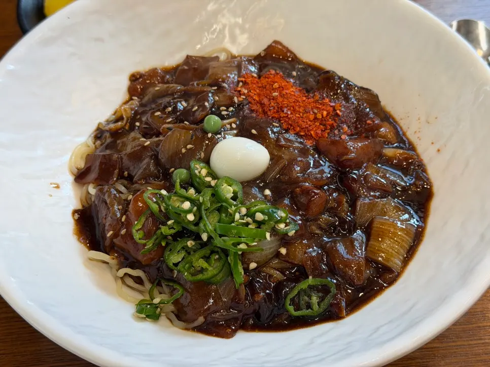 A bowl of gochu jjajang at Doseogwan Dwitjip