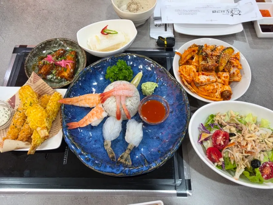 도시크랩 김해점 테이블 세팅