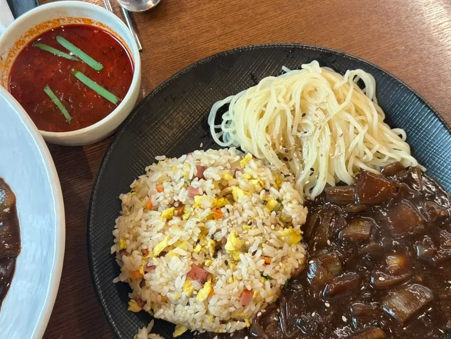 Soft noodles mixed with jjajang sauce