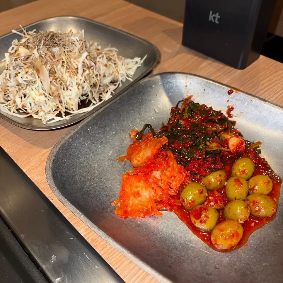 Dotdot's basic side dish, olive kimchi