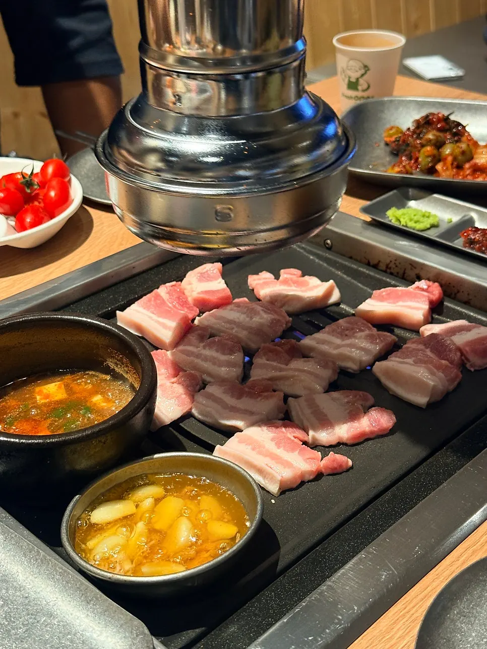 Price list by cut of meat at Dotdot Milyang Main Branch