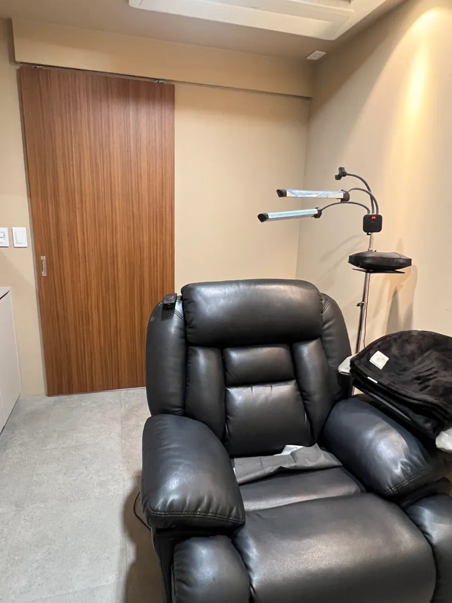 Preparation area at Doteurak's main branch before the treatment
