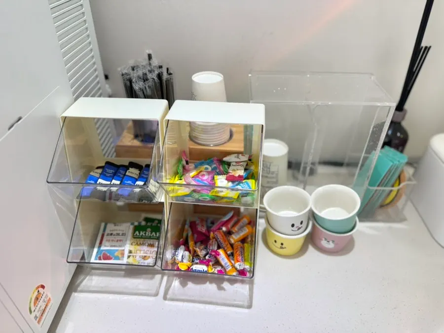 Coffee and snacks prepared in the waiting area
