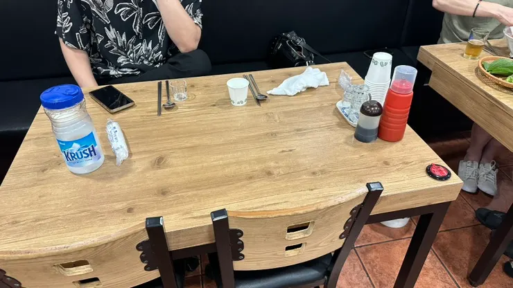 자리를 잡은 도원수산 테이블