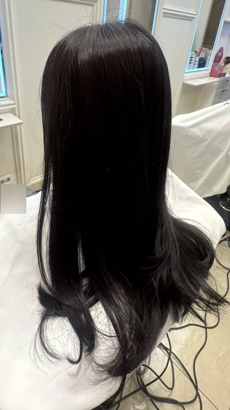 Red-free hair with a mint-tinged cool brown color