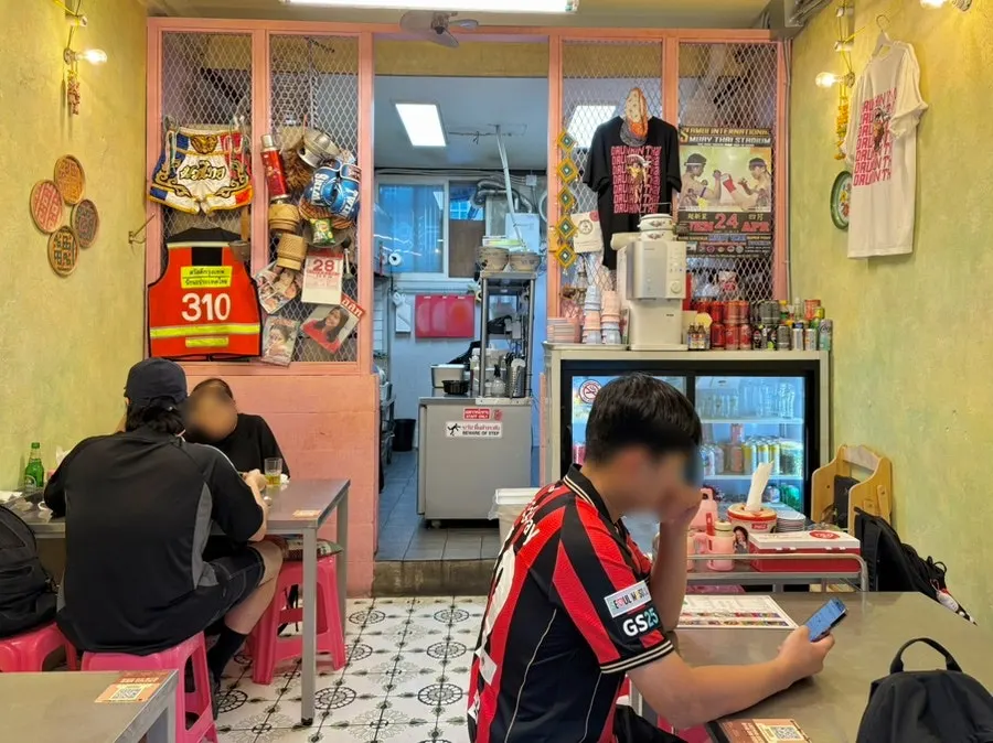 Area around Drunken Thai Sangam branch, 10 minutes from Digital Media City Station
