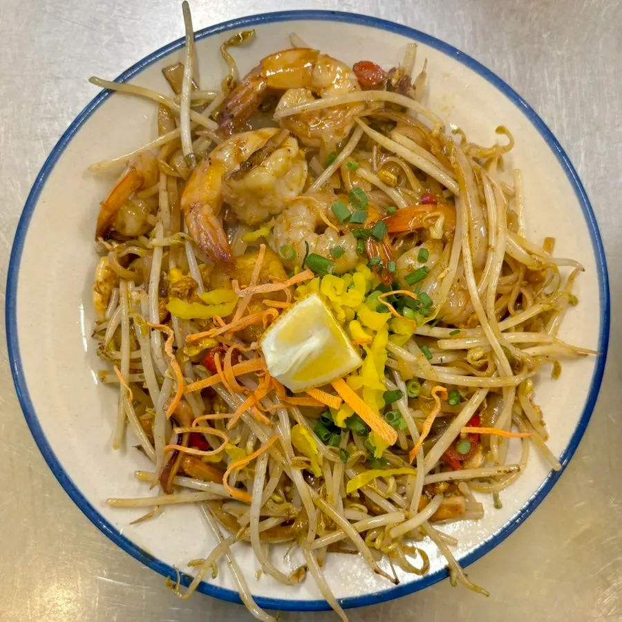 A plate of Drunken Thai's seafood pad thai