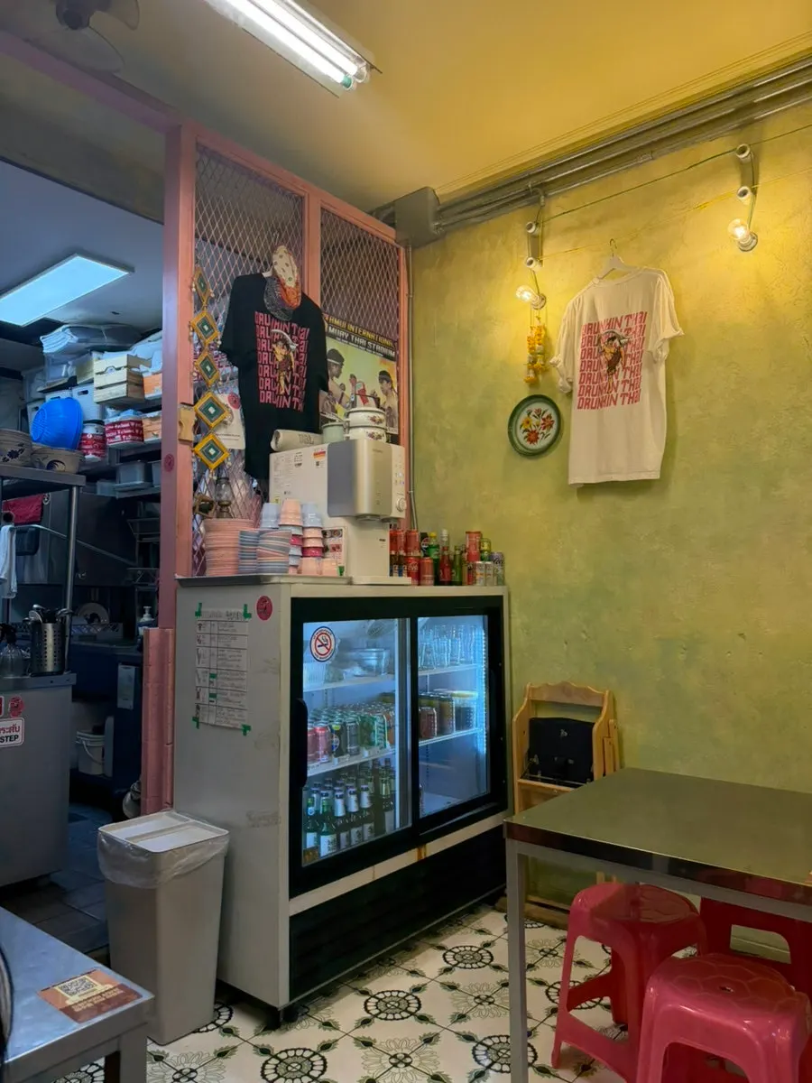 Interior of Drunken Thai Sangam Branch decorated with Thai knick-knacks