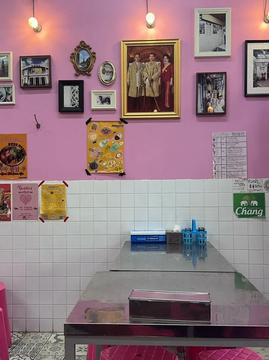 充滿泰式氛圍的Drunken Thai店內