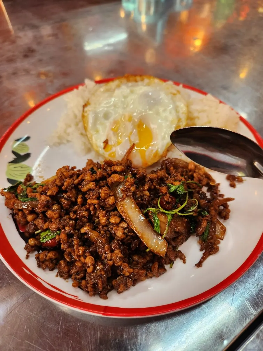 Minced pork stir-fried in spicy Thai basil sauce