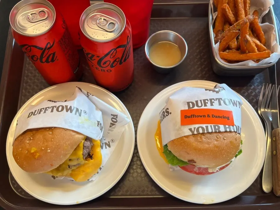 View of the Dufftown Burger storefront in Jeonpo-dong