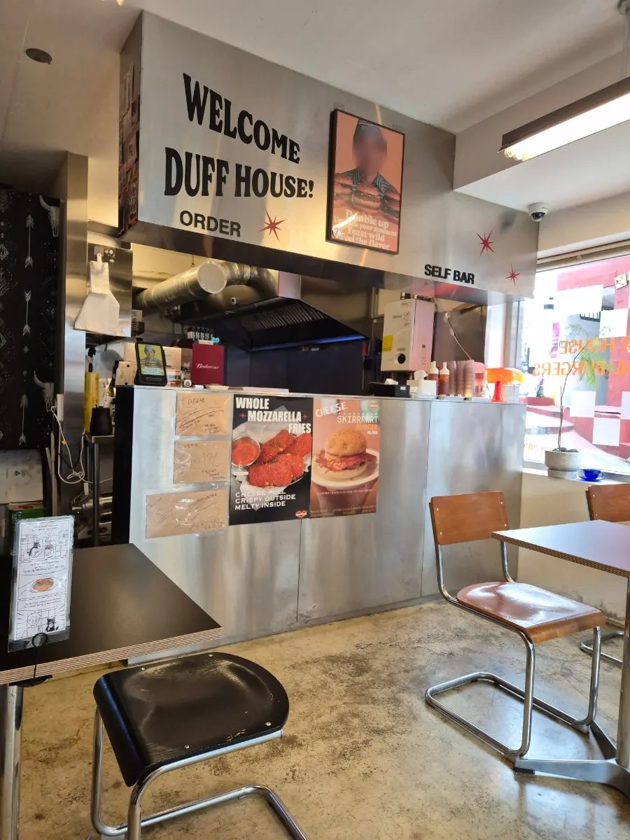 Dufftown's interior with American-style props